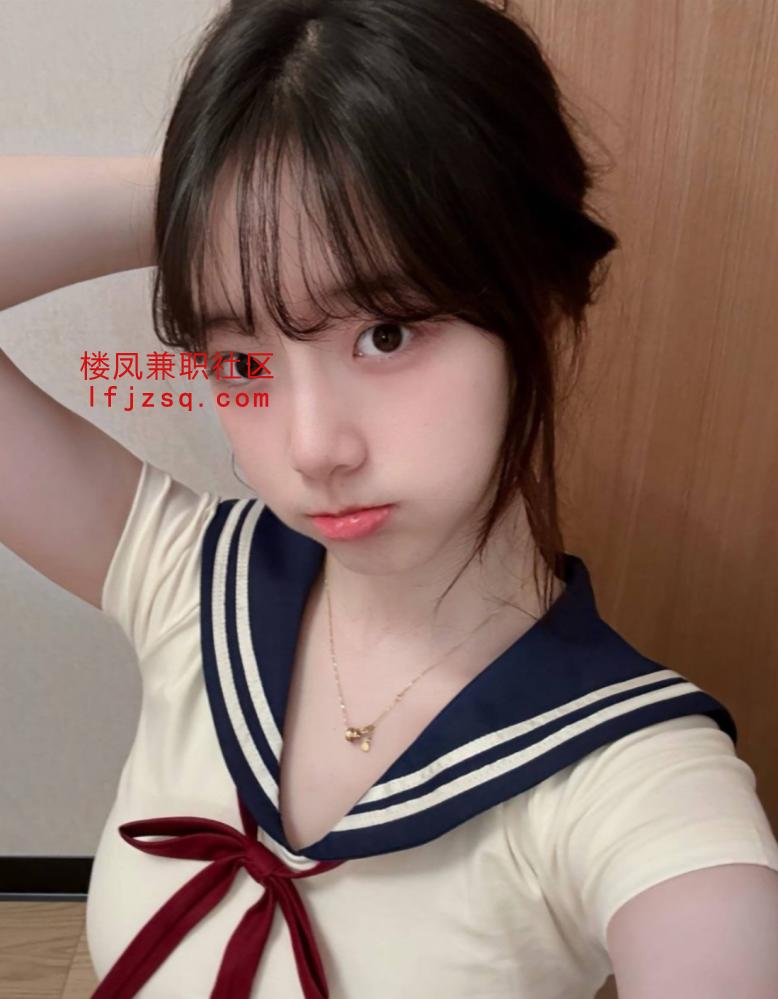 石家庄04年下海会喷水的jk服白虎妹鲍鱼粉嫩紧致非常满意