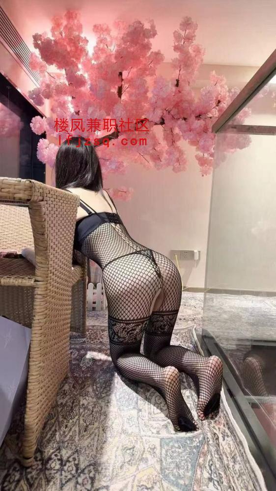 景德镇幸得大胸翘臀纯欲白月光姐姐