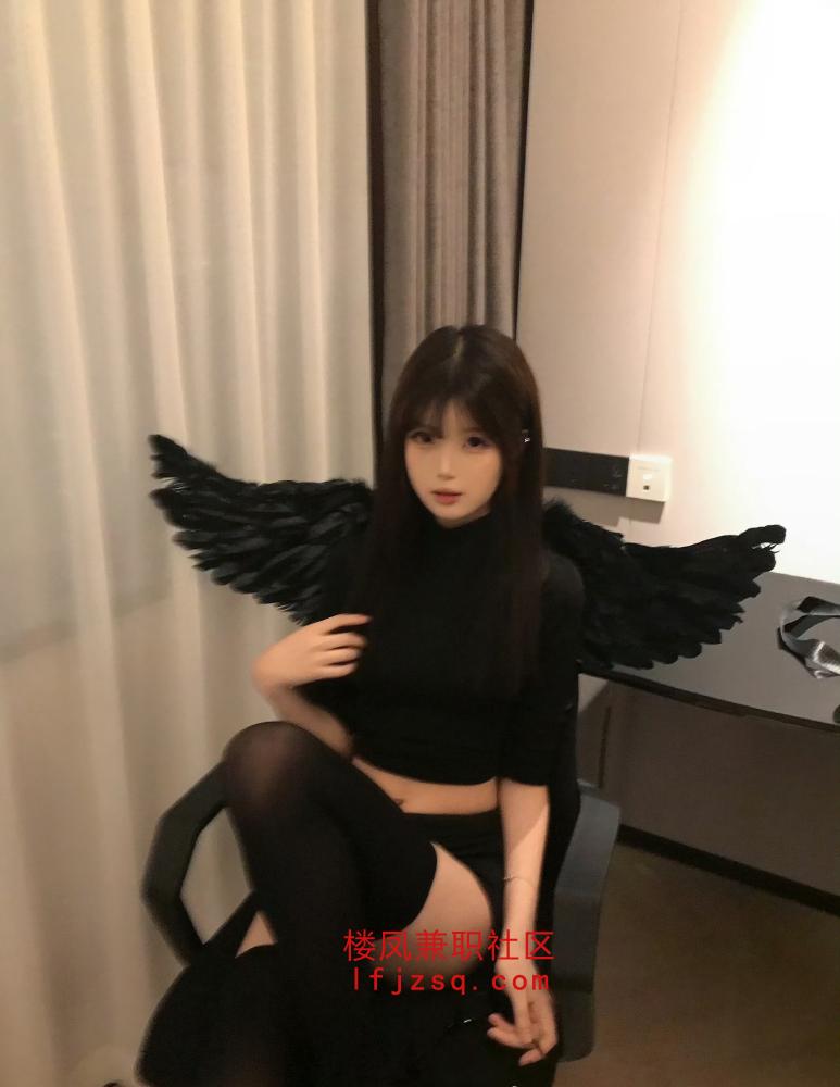 龙岗自带公寓老师逼逼汁水很多叫声好听很爽