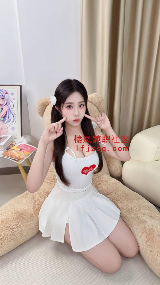非常棒的粉嫩小翘臀的妹妹