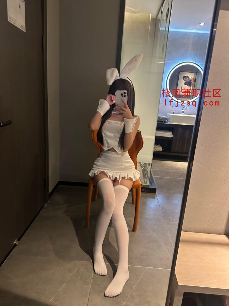 阜阳兼职在校妹妹喜欢被舔 天然大胸