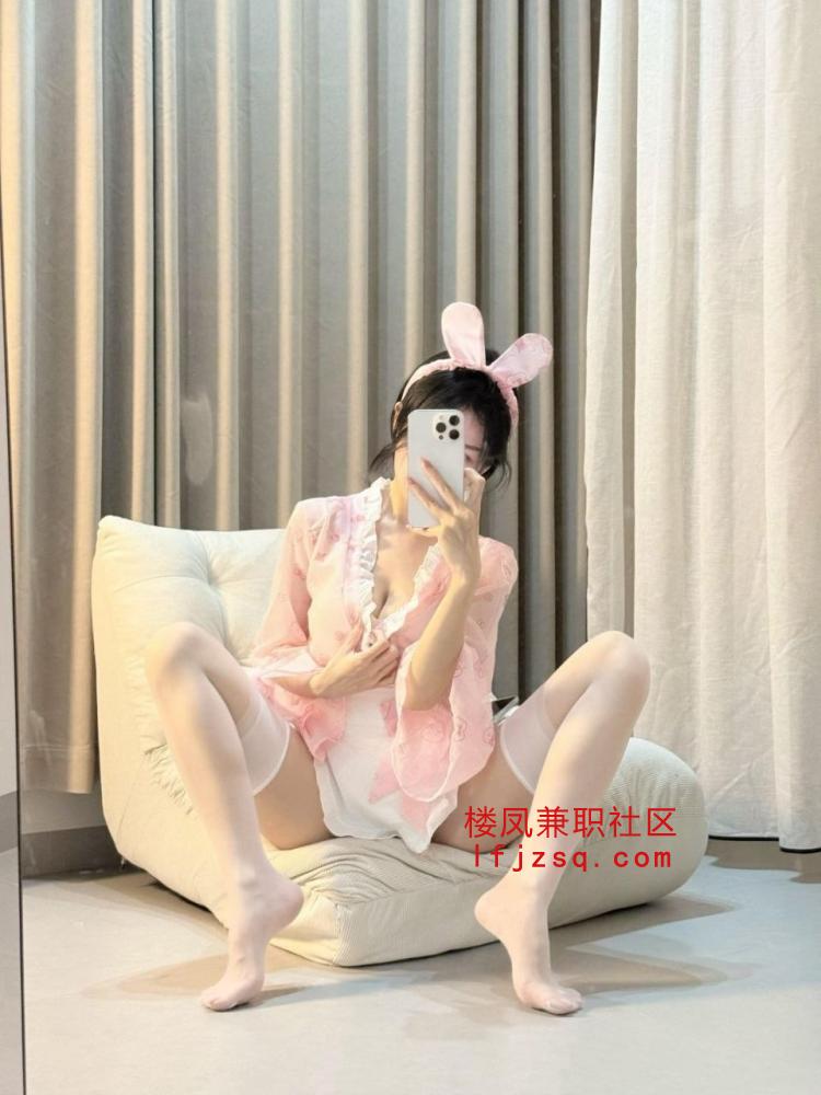 临沂市清纯嫩妹水多逼紧