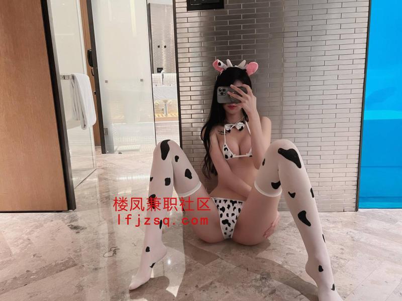 武汉前凸后翘敏感嫩妹