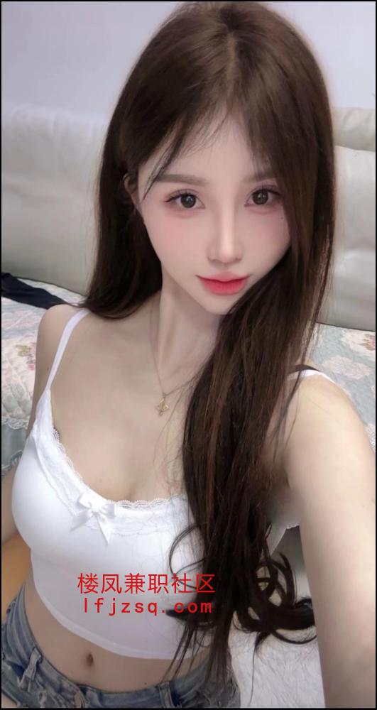 兼职嫩妹身材S型蜜桃臀