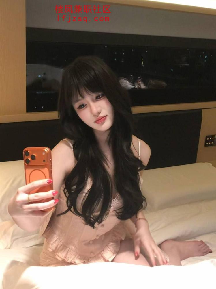 苏州性感美乳翘臀妹子