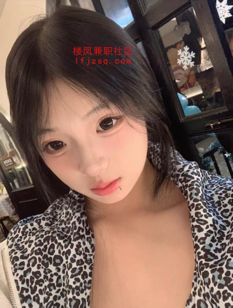 湖州市兼职高颜值嫩妹啪啪就是爽