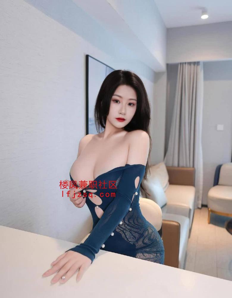 粉嫩反差小妹迷人身材好玩极了