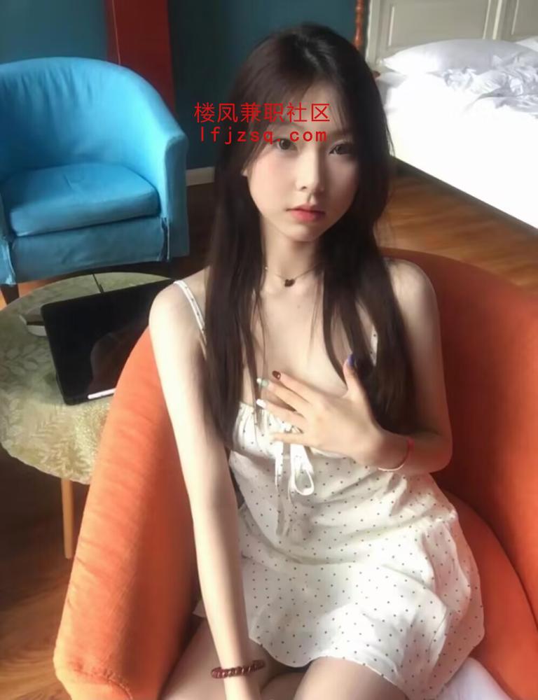 性感小妖精馒头b一线天.紧致又粉嫩...