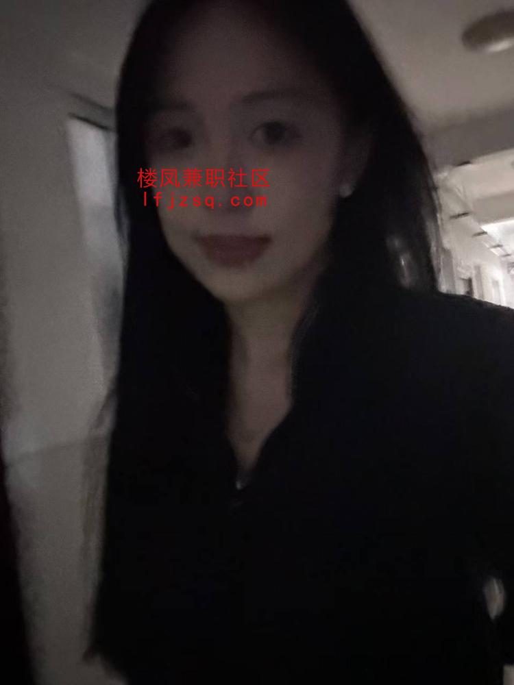 重庆风情万种嫩妹相当的骚
