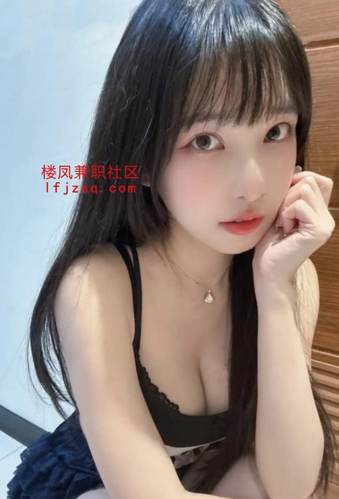青岛风情万种嫩妹相当的骚