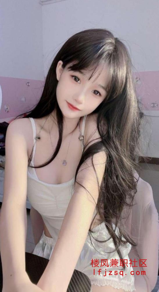 巨乳邻家女孩刚下海不久真的紧又粉还会高潮夹吸