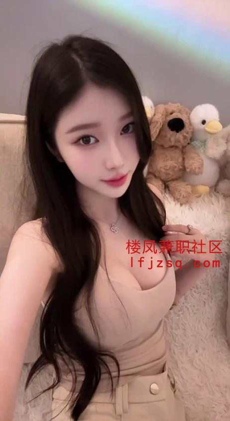 刚下海不久的兼职妹妹可后入极度反差
