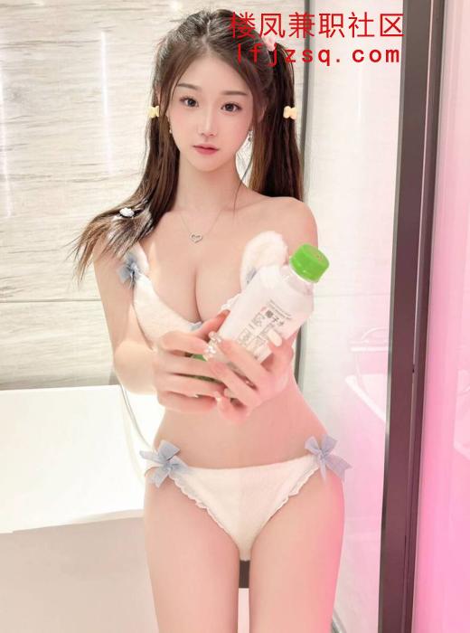 白嫩风骚妩媚身材大奶妹妹