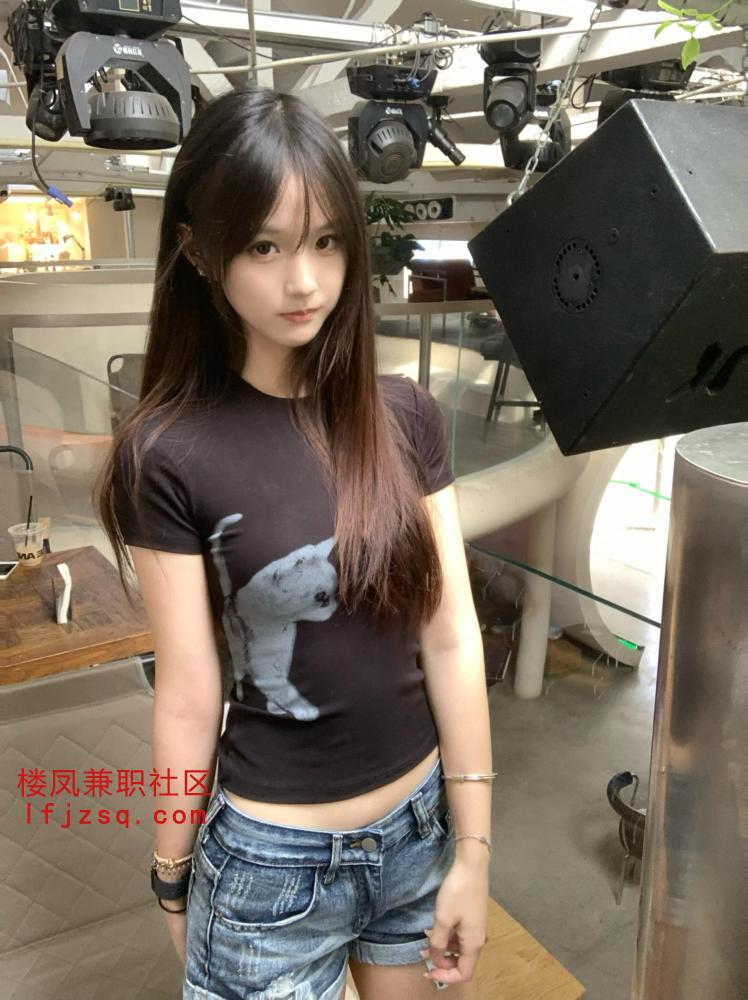 妩媚小骚女调情口技棒棒哒