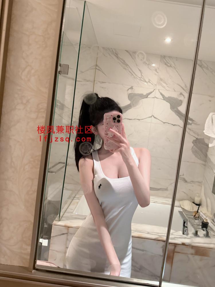 极品纯情粉嫩少女初上课