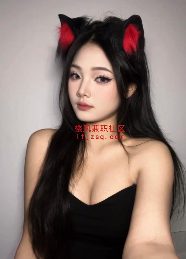 热情主动身材诱惑小姐姐