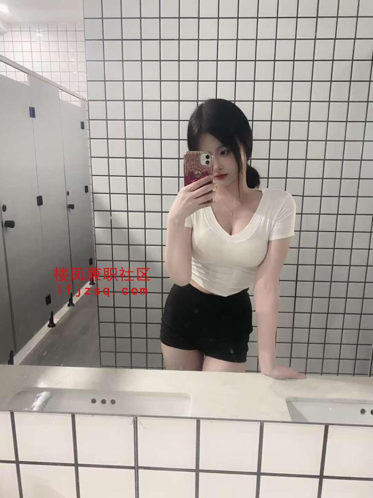 刚下海甜美小妹丰满水润