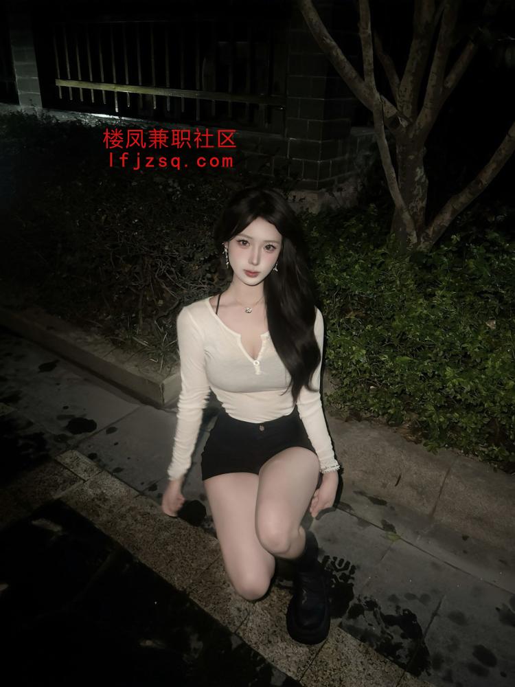 兼职巨臀战斗力爆表