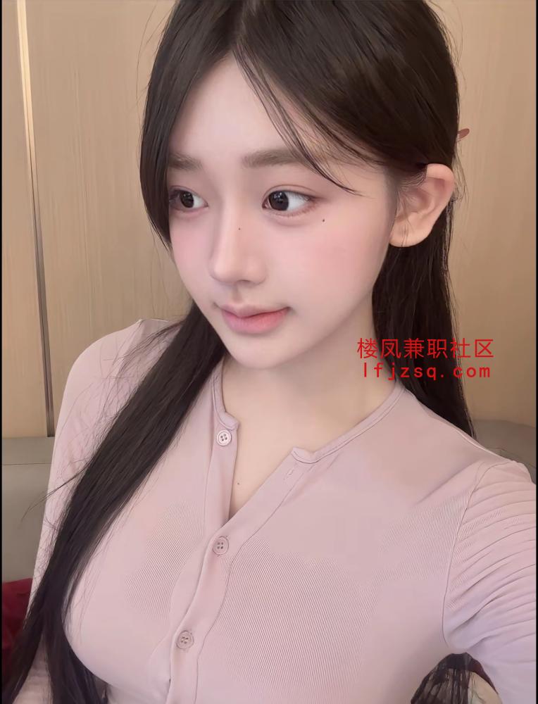 赤峰刚下海小妹性格温柔 迷情投入粉嫩桃穴，极度敏感易湿【可外出】