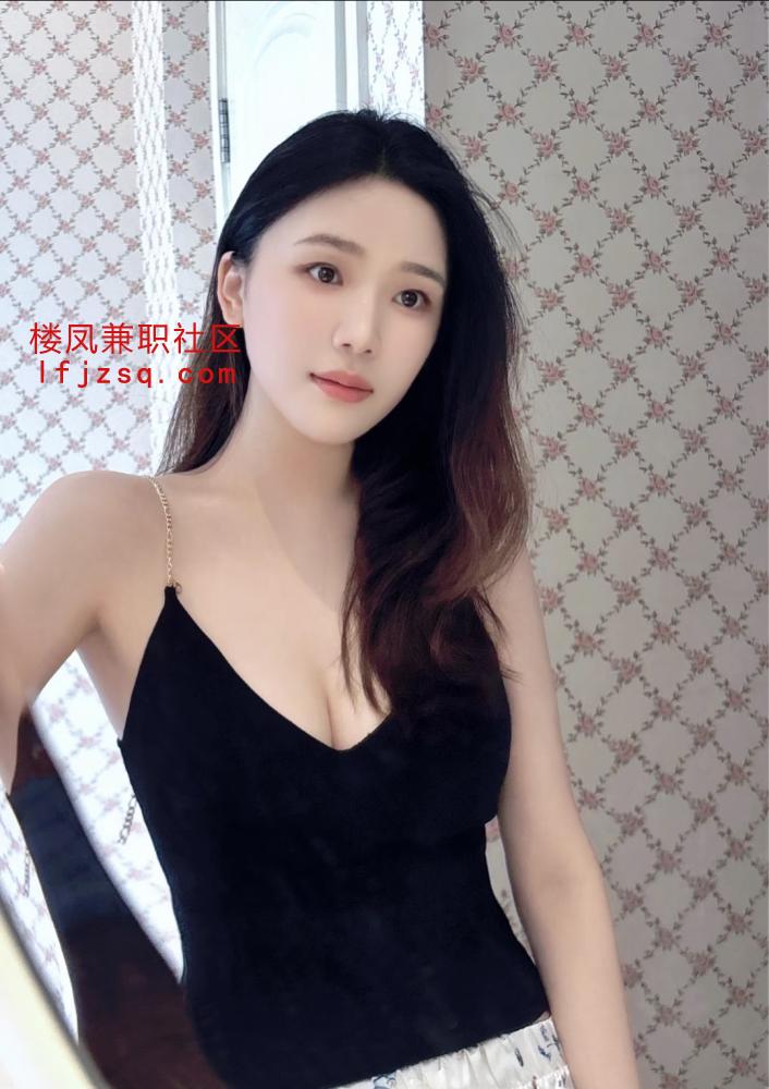 合肥制服嫩妹后入打桩机