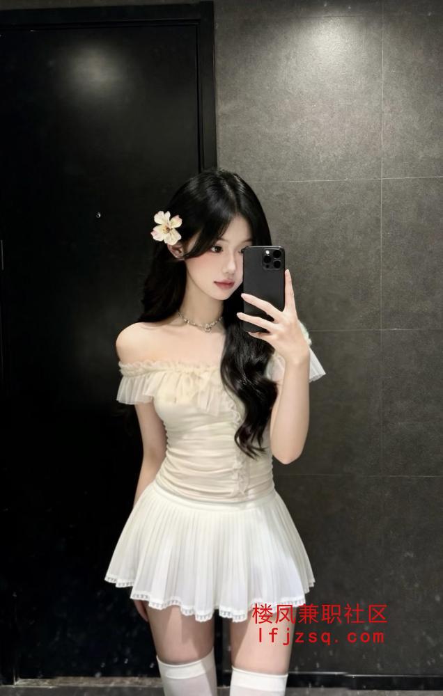 清纯反差少女绝美身材粉嫩B紧真好玩