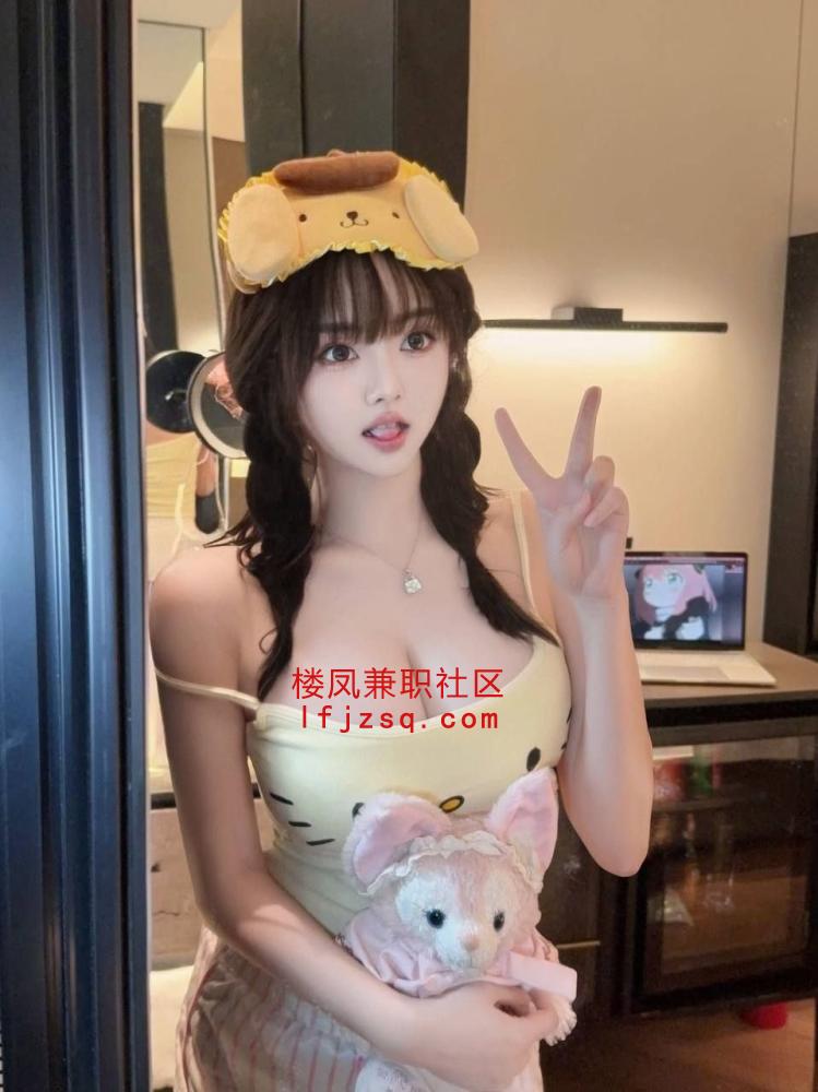 深圳三点粉嫩甜妹，紧致学生