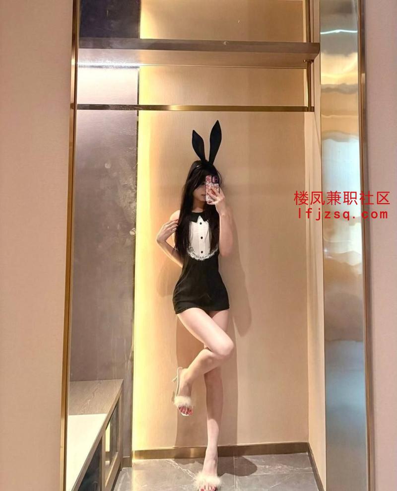 粉嫩骚穴易潮喷叫床令人血脉偾张乖巧懂事