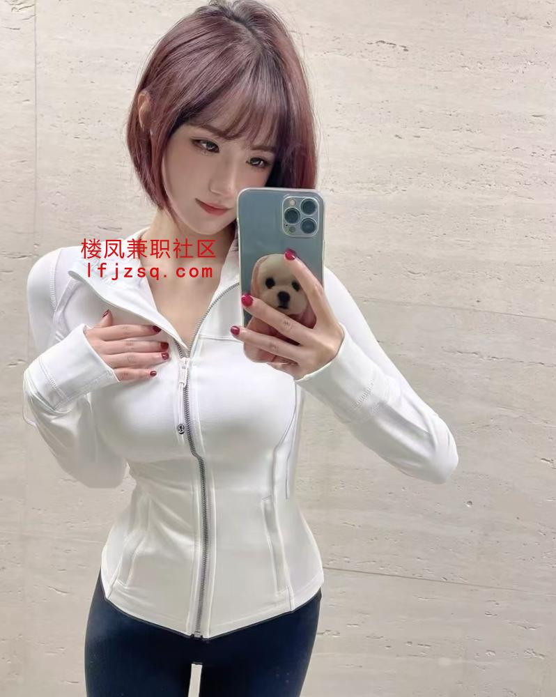 喜欢健身瑜伽的大学生身材前凸后翘太值得尝试了