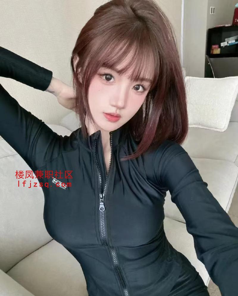 喜欢健身瑜伽的大学生身材前凸后翘太值得尝试了