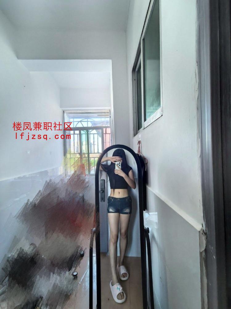 杭州超值豪乳反差眼睛妹约呗