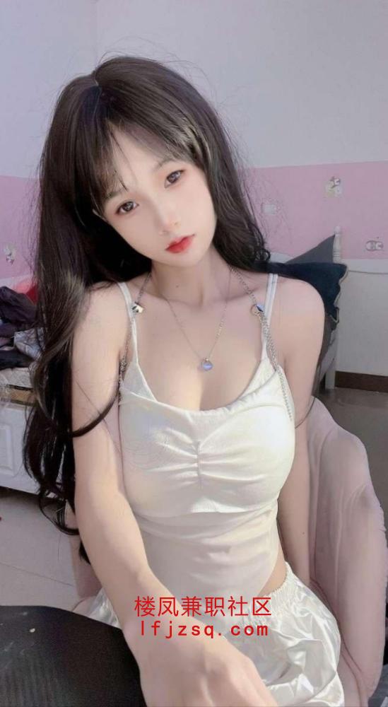 大胸极品萝莉刚下海特别紧好粉嫩舒服