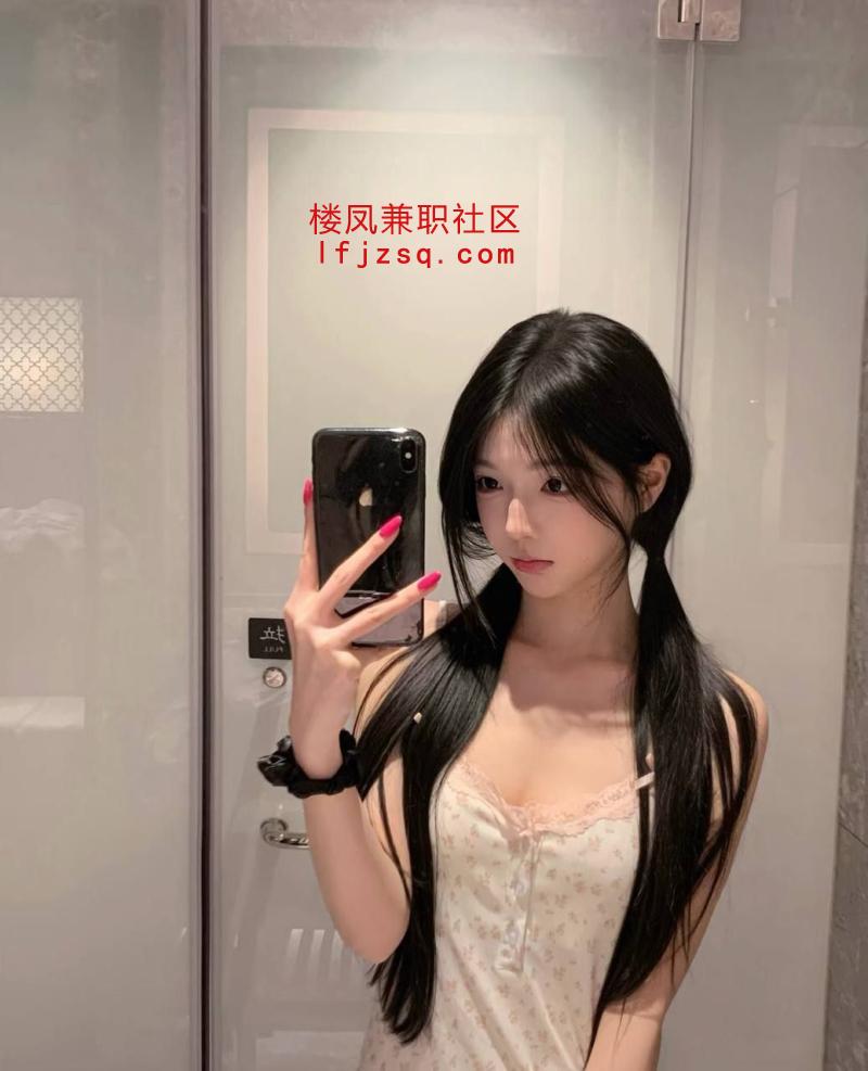 合肥非常好的娇小玲珑肤白大胸妹子包夜