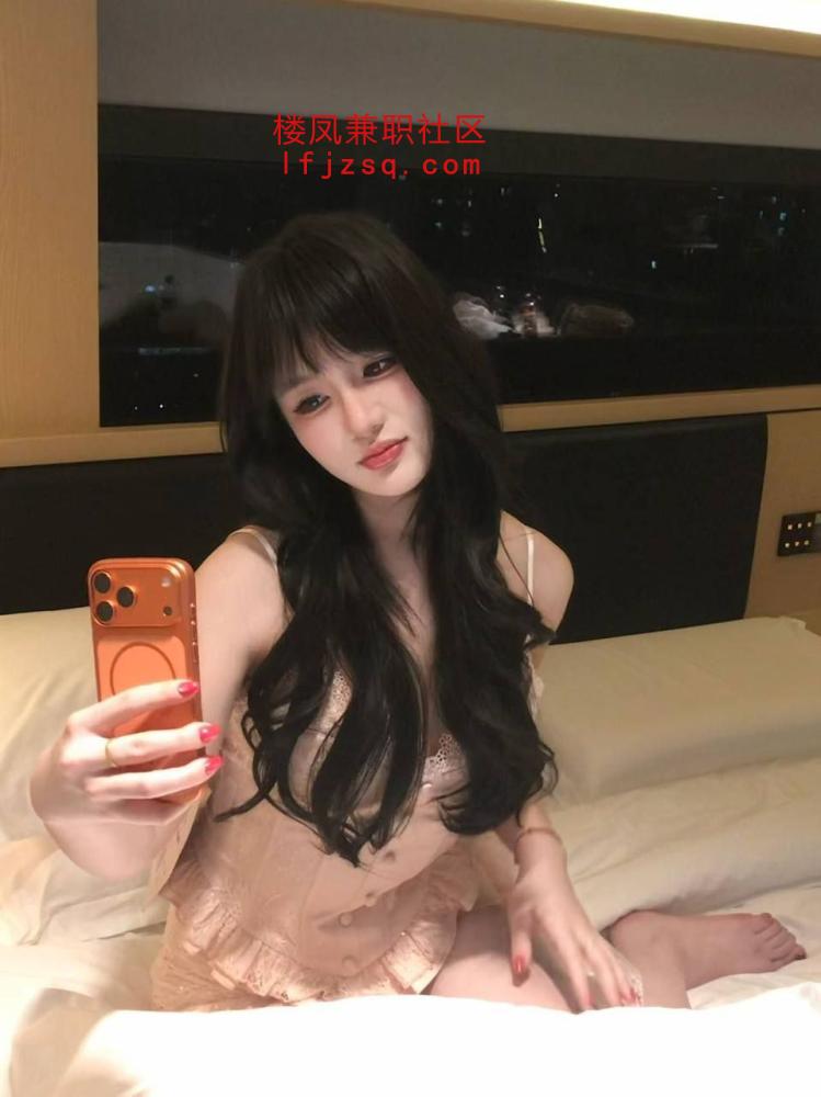 厦门超好奔放大胸美女SPA