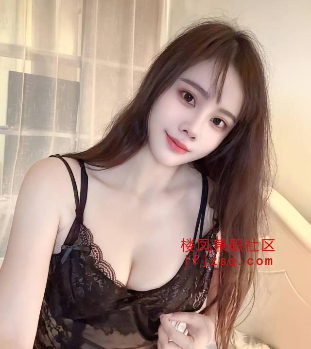 丰台区性感肤白大胸颜值老师