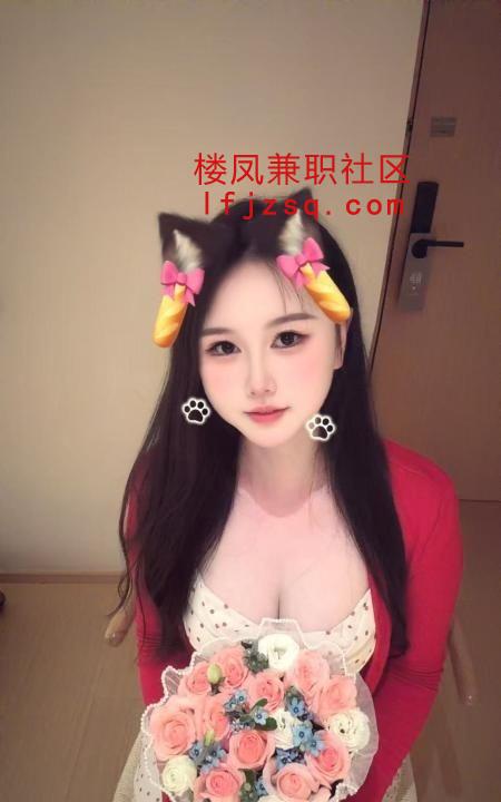 服务系丰满纯欲肉嘟嘟