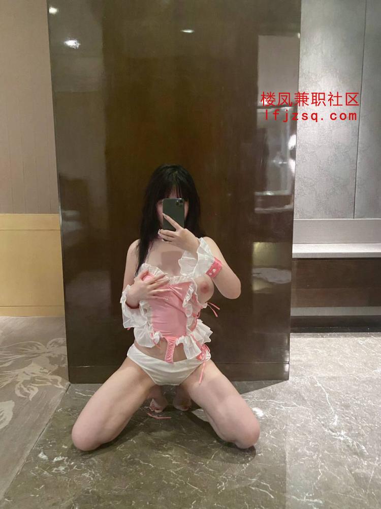 上海极品超级粉妹妹 巨乳小妹妹