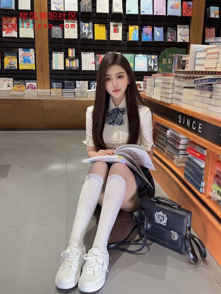 松原高质量白臀小骚货下面超紧