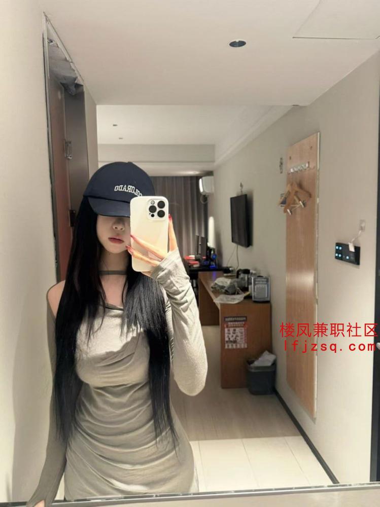 潍坊市兼职温柔老师后入有臀浪
