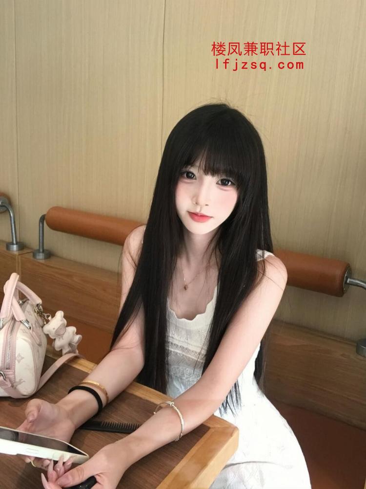 郑州粉嫩大波小妖精