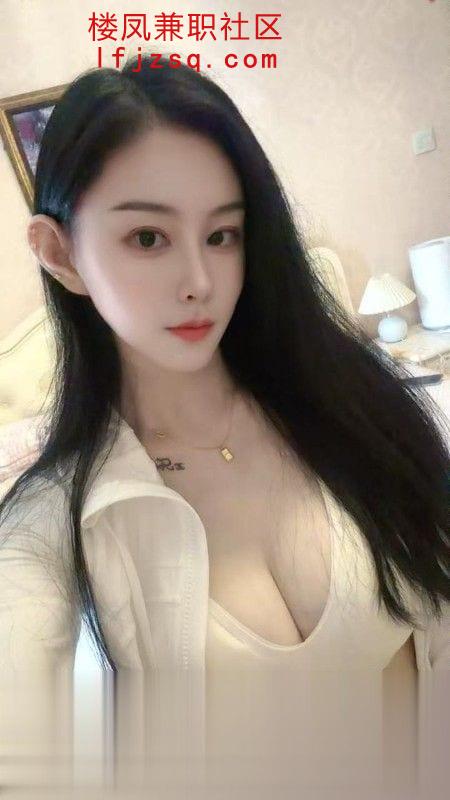服务系大胸御姐能吸会夹