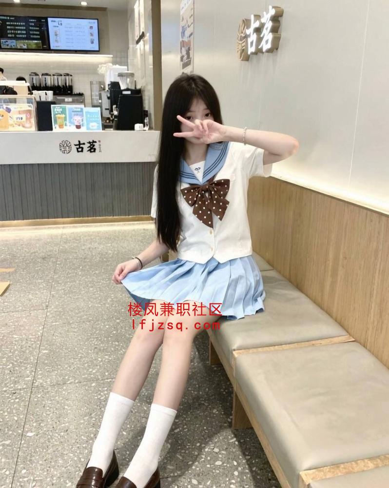 鹰潭娇羞小妹白嫩肤滑小穴紧致