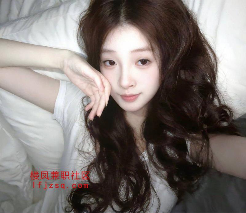 鹰潭娇羞小妹白嫩肤滑小穴紧致