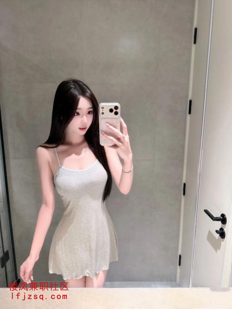 阜阳温柔老师后入有臀浪
