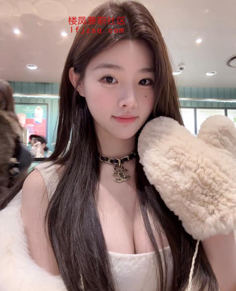 广州自聊自做鲍鱼嫩妹听话配合