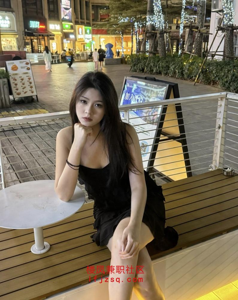 极品幼教老师粉嫩白虎鲍鱼 