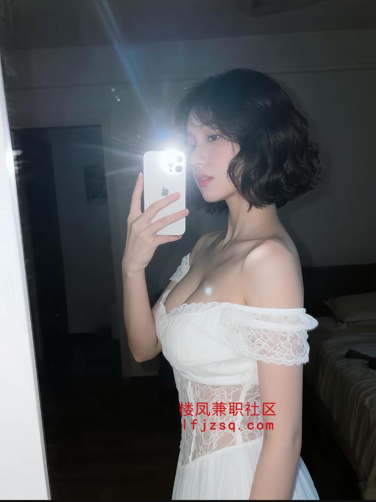 中山05后在校学妹完美身材肤白貌美兼职在外租房（可外出）