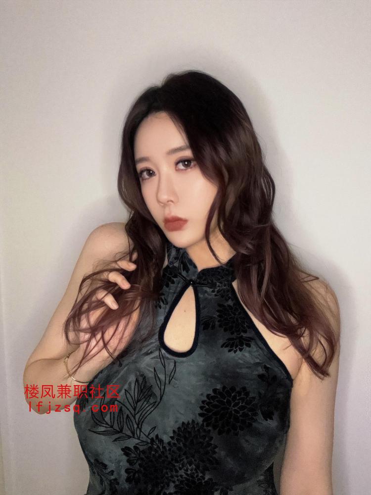 南开白嫩性感身材丰满小姐姐