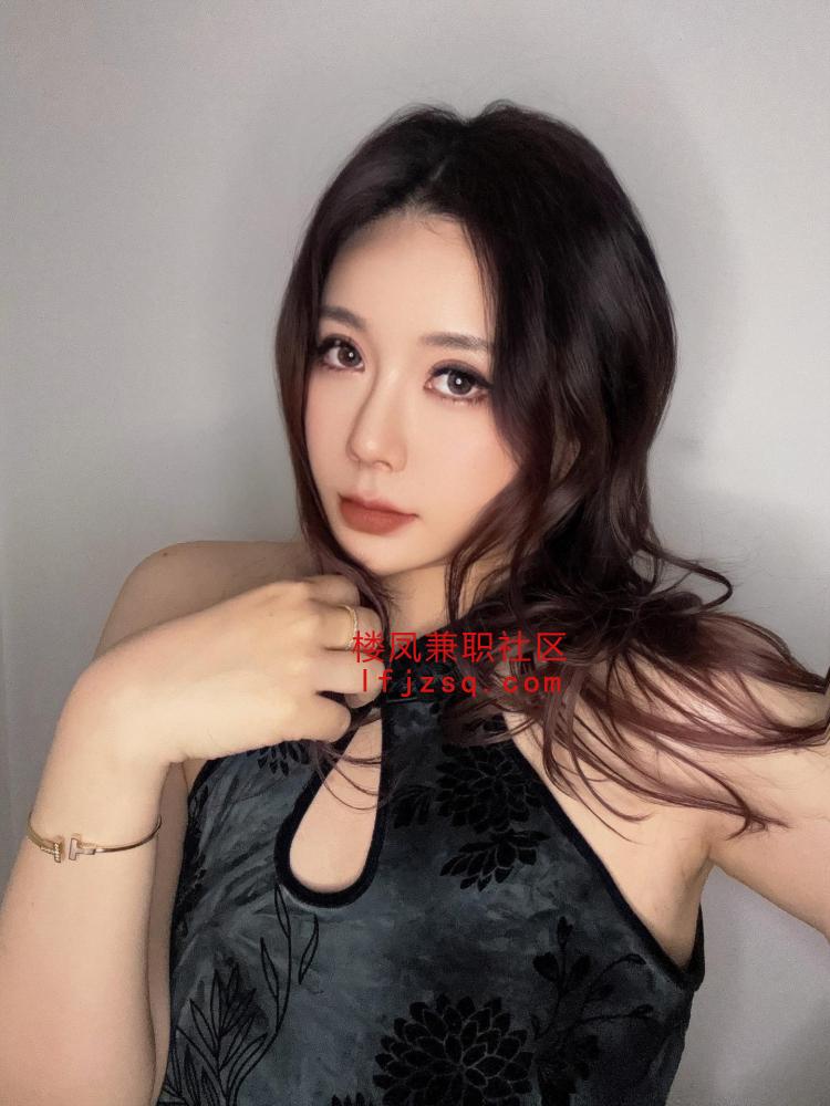 南开白嫩性感身材丰满小姐姐