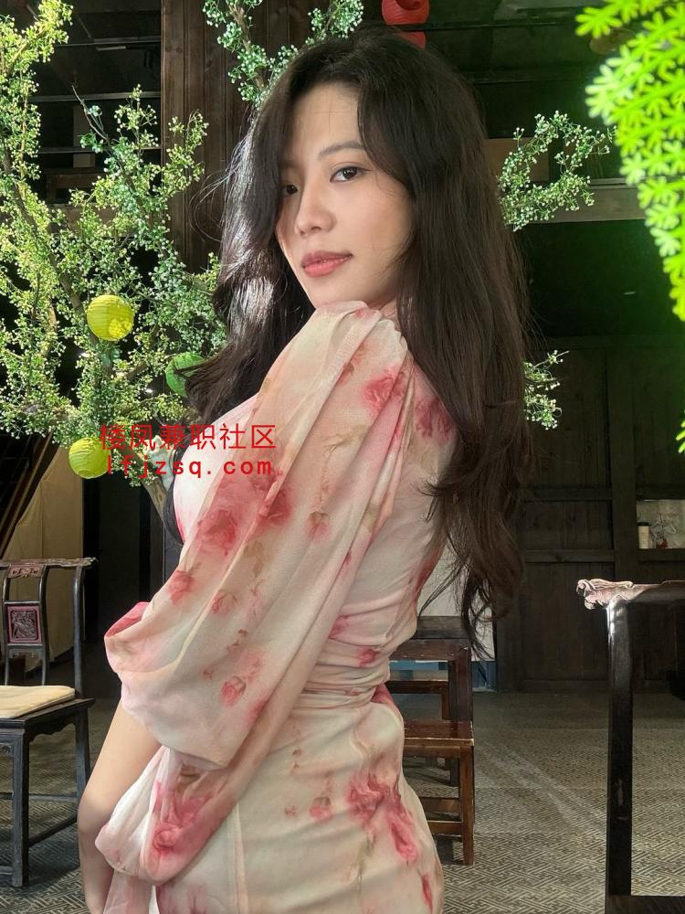 细腰丰臀叫声很骚