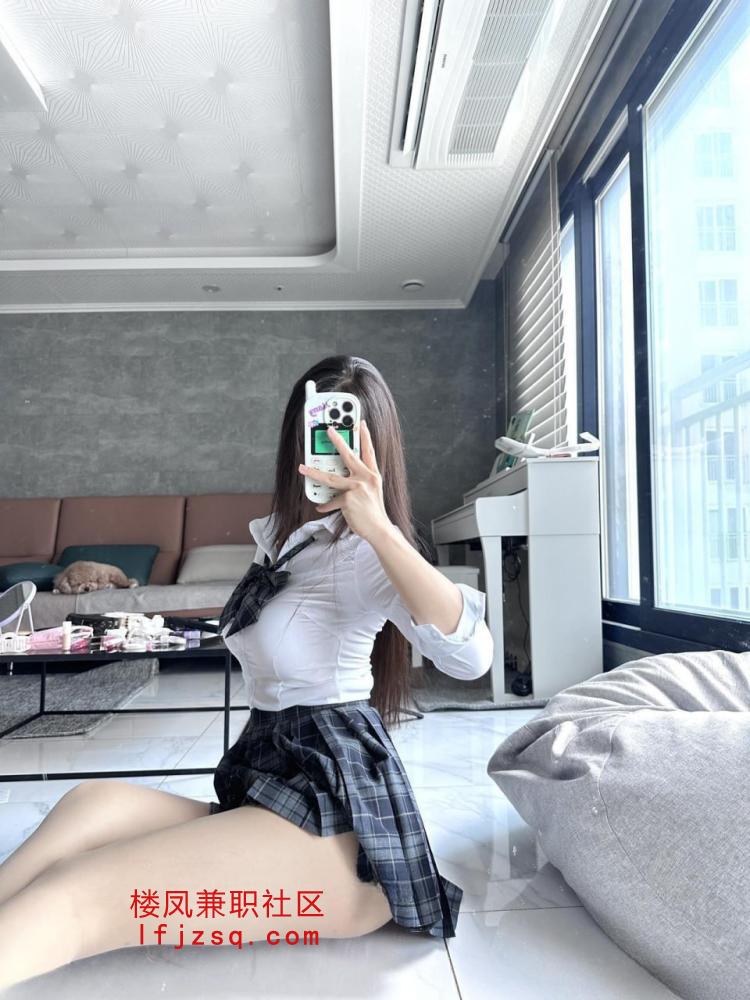 菏泽白嫩小新人逼紧乳头小粉嫩